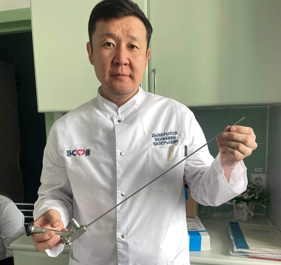 В Бурятии урологи получили новое оборудование для удаления камней без разрезов БСМП им. В.В. Ангапова