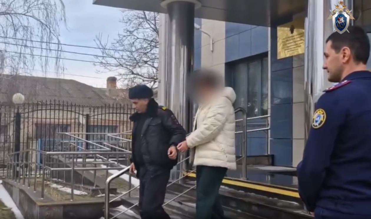За вымогательство премий у подчинённых задержали экс-чиновницу на Ставрополье Пресс-служба СУ СКР по Ставрополью