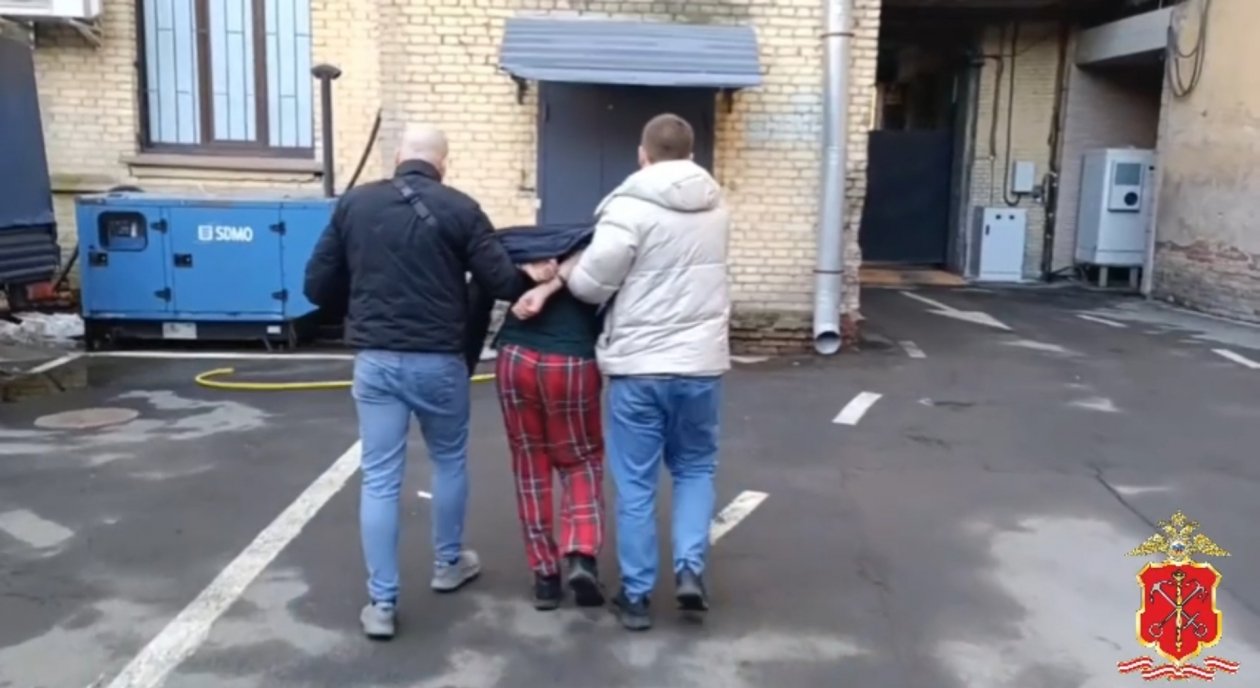 Задержанный подозреваемый пресс-служба ГУ МВД России по г. Санкт-Петербургу и Ленинградской области