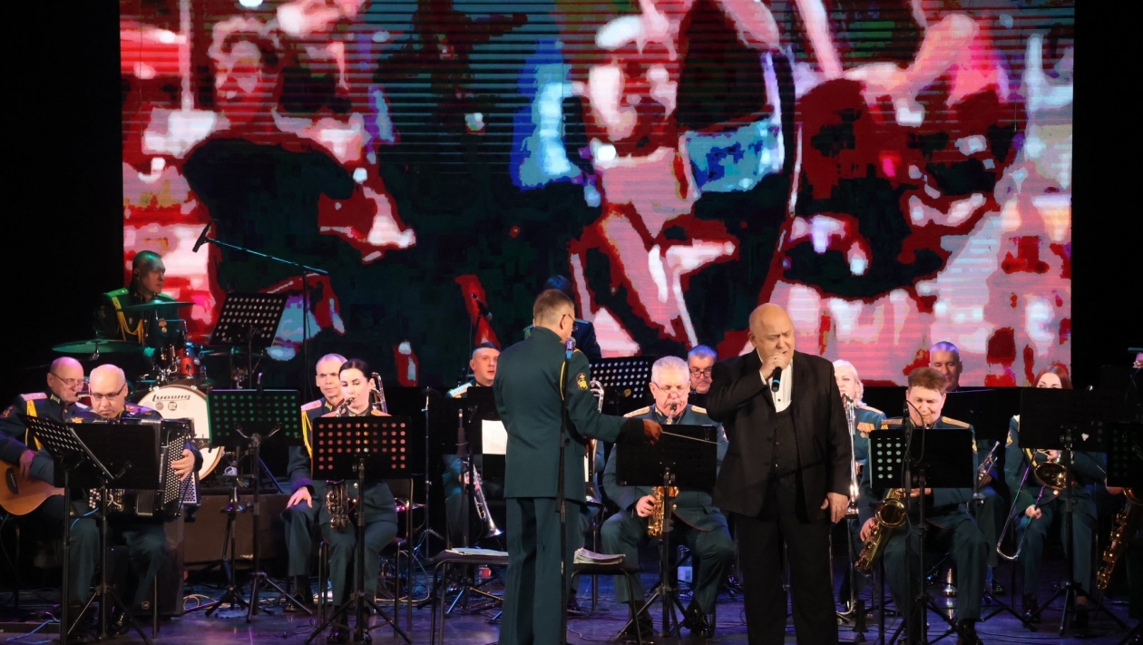 Олег Пастухов Анна Маринец, ИА UssurMedia