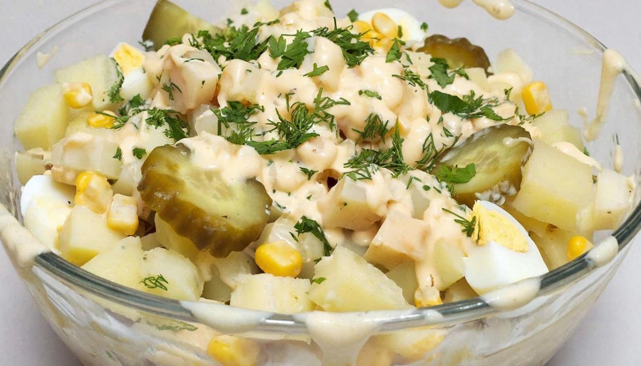 Тематическое фото GigaChat