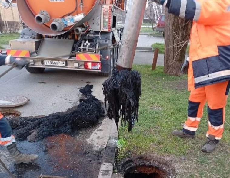 &quotВодоканал Краснодар&quot извлек из коллекторов около 250 тонн мусора  в 2026 году &quotВодоканал Краснодар&quot