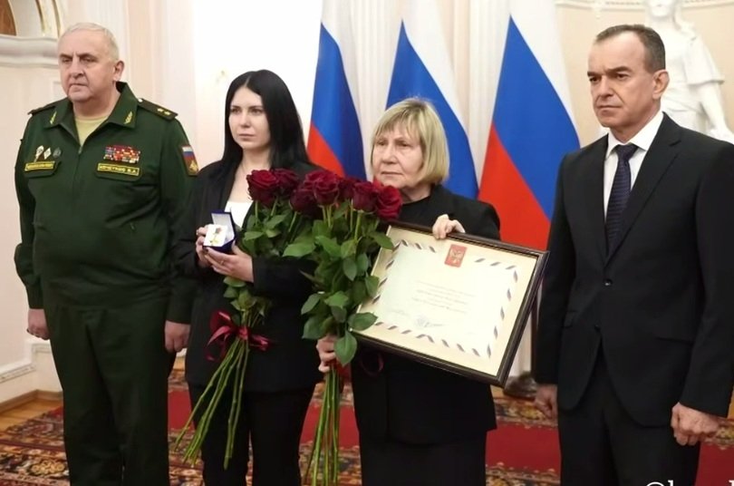 На Кубани почтили память павшего Героя России Эмиля Зарипова t.me/kondratyevvi