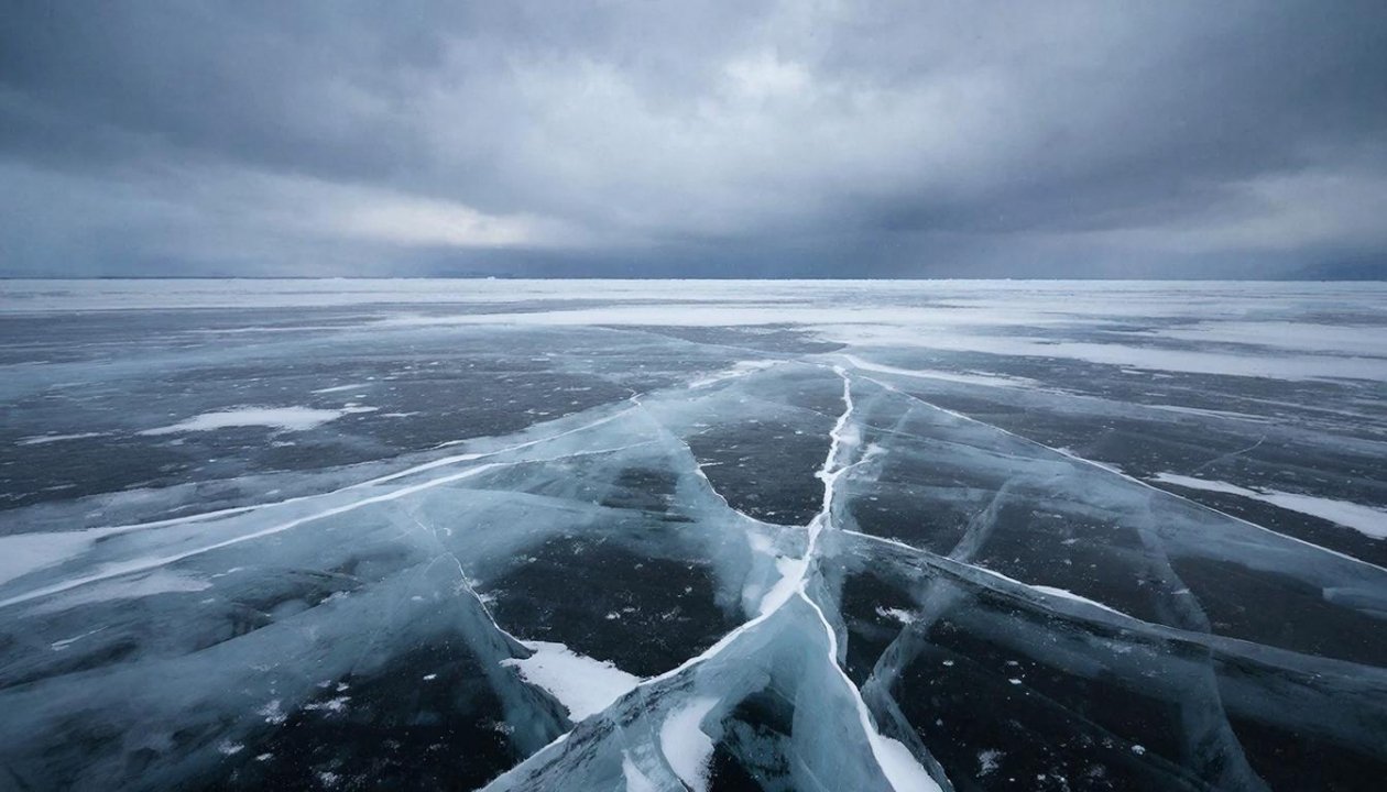 Штормовой ветер и сильный снегопад ожидаются в Иркутской области 15 марта Kandinsky by Sber AI (18+)