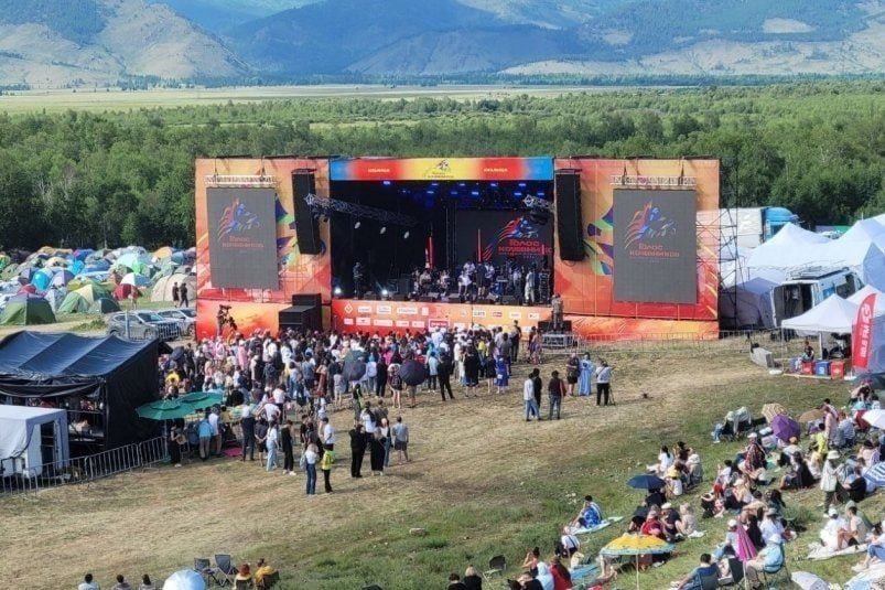 Музыканты привезут в Бурятию микс из панка, хип-хопа и электроники UlanMedia (УланМедиа)