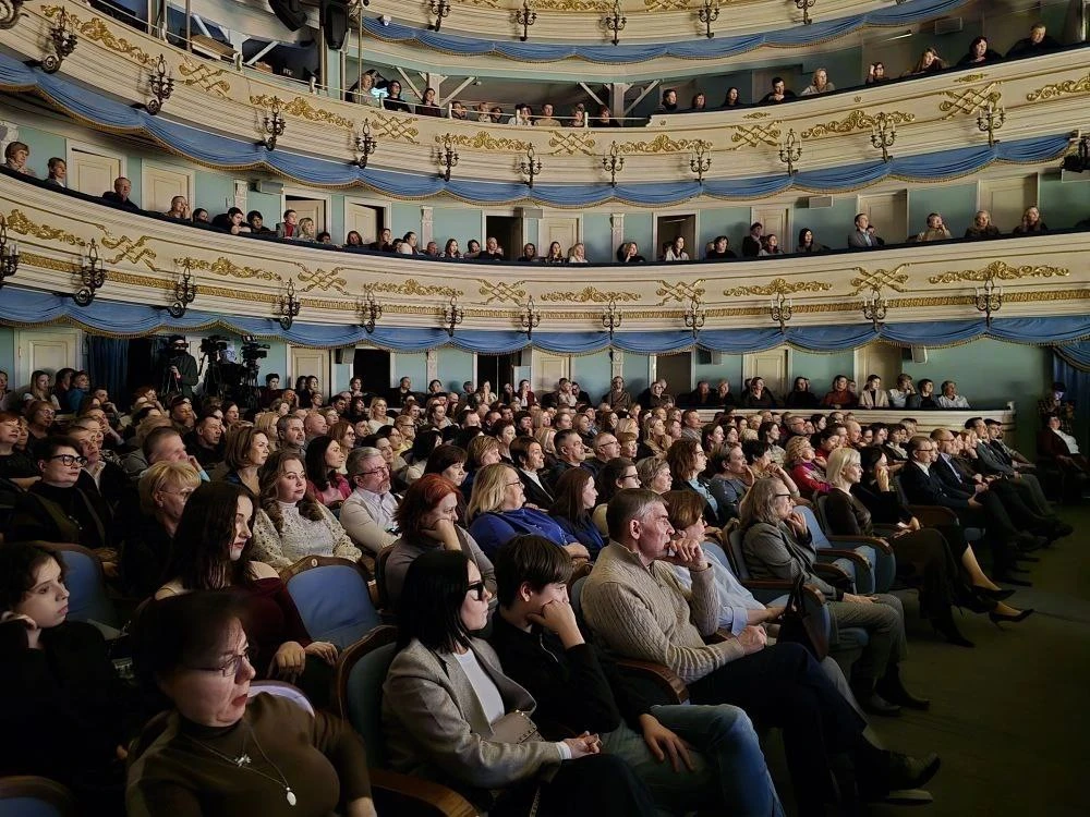 Спектаклем &quotПоследний срок&quot открылся театральный фестивали им. В. Г. Распутина в Иркутске пресс-служба правительства Приангарья