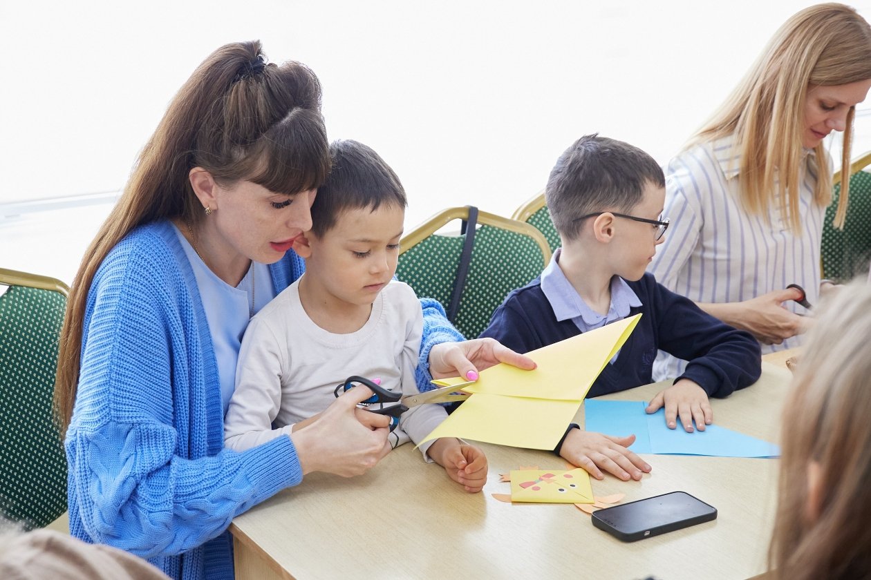 В Южно-Сахалинске наградили талантливых мам города на фестивале &quotЖенская магия весны&quot пресс-служба мэрии города