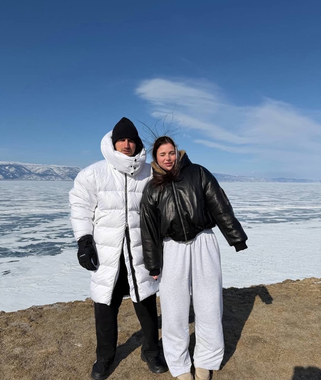 Блогер Михаил Литвин вместе с женой приехал на Байкал Соцсети блогера