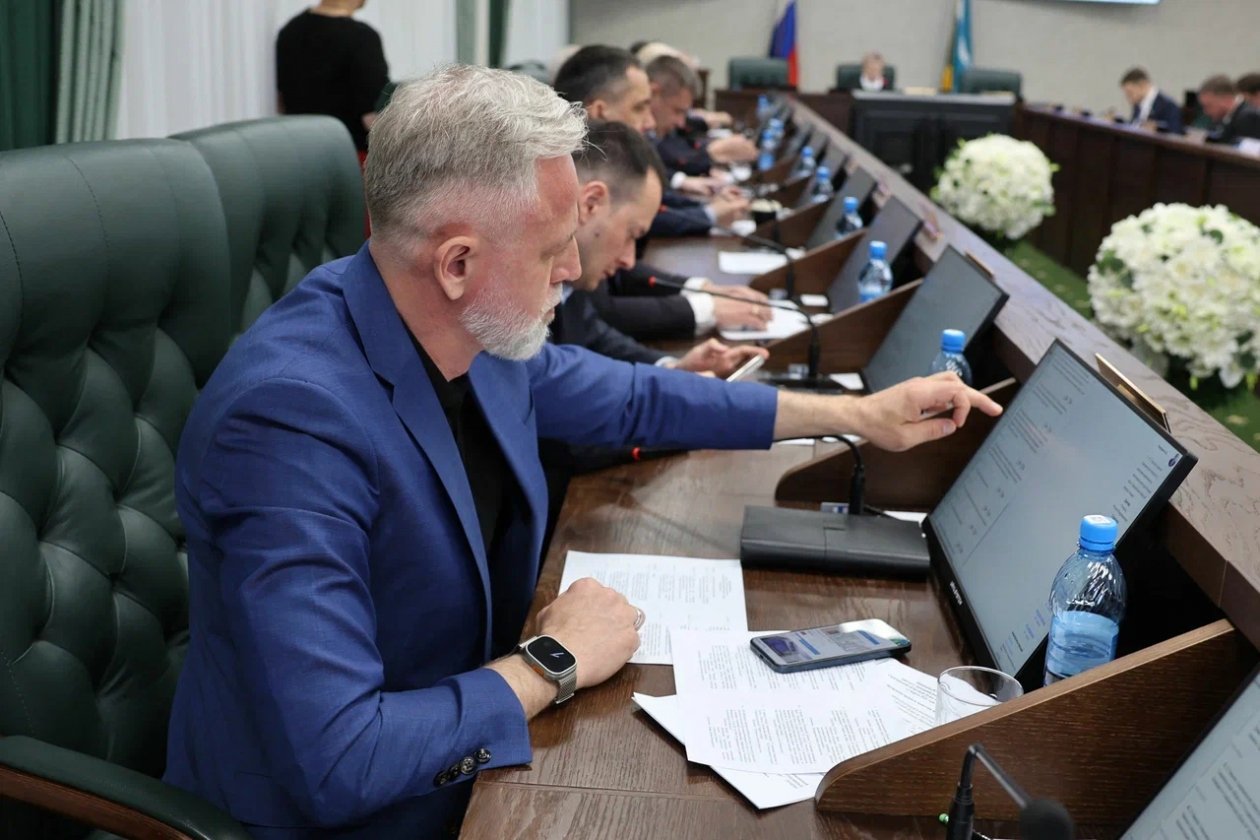 Заседание Сахалинской Облдумы пресс-служба Сахалинской областной Думы