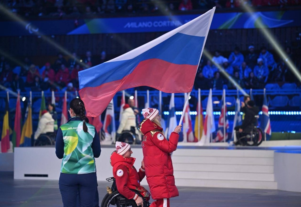 Уроженка Байкальска пронесла флаг России на церемонии закрытия Паралимпиады Тг-канал (18+) Паралимпийского комитета России