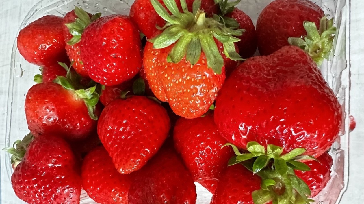 Клубника, еда Анастасия  Москалева, ИА ChitaMedia.su