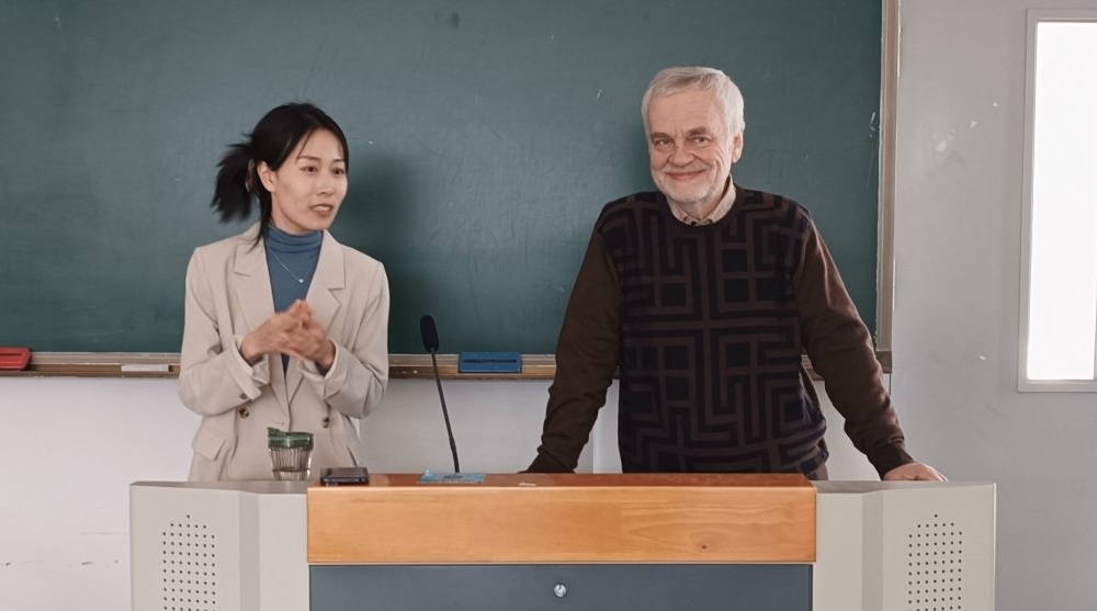 Творческая встреча с Алексеем Варламовым (Далянь, КНР) ИА PrimaMedia