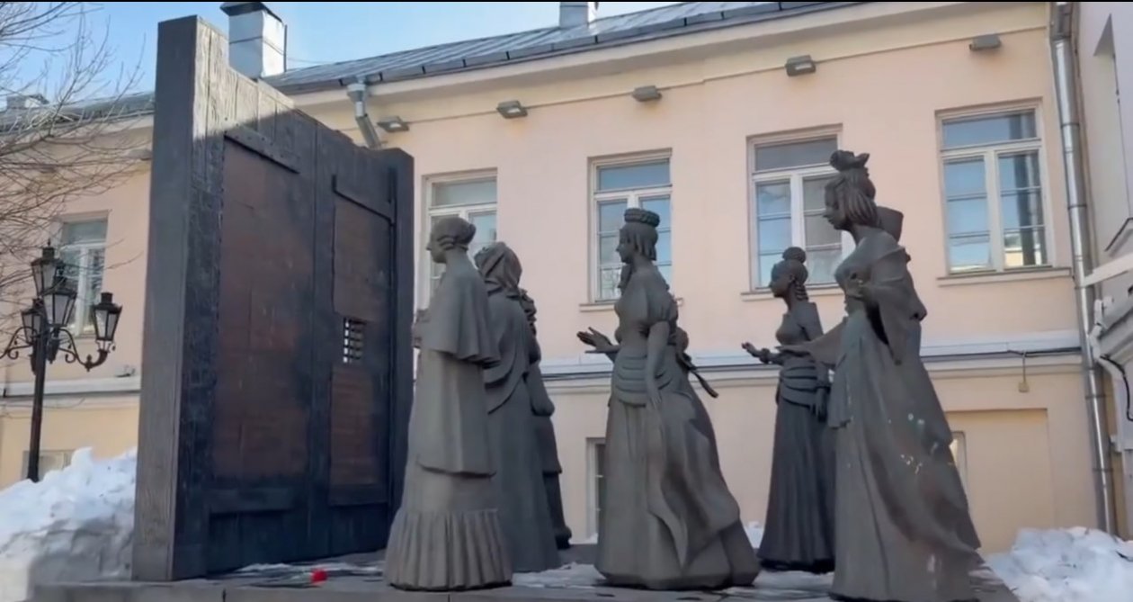 Скульптура женам декабристов Зураба Церетели может появиться в исторической части Иркутске Пресс-служба правительства Иркутской области