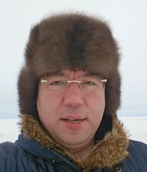 Алексей Цыденов отмечает 50-летие на берегу Байкала А. Цыденов