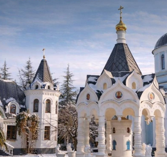 Собор Михаила Архангела в Сочи официально оформили в федеральную собственность Пресс-служба МТУ Росимущества в Краснодарском крае и Адыгее
