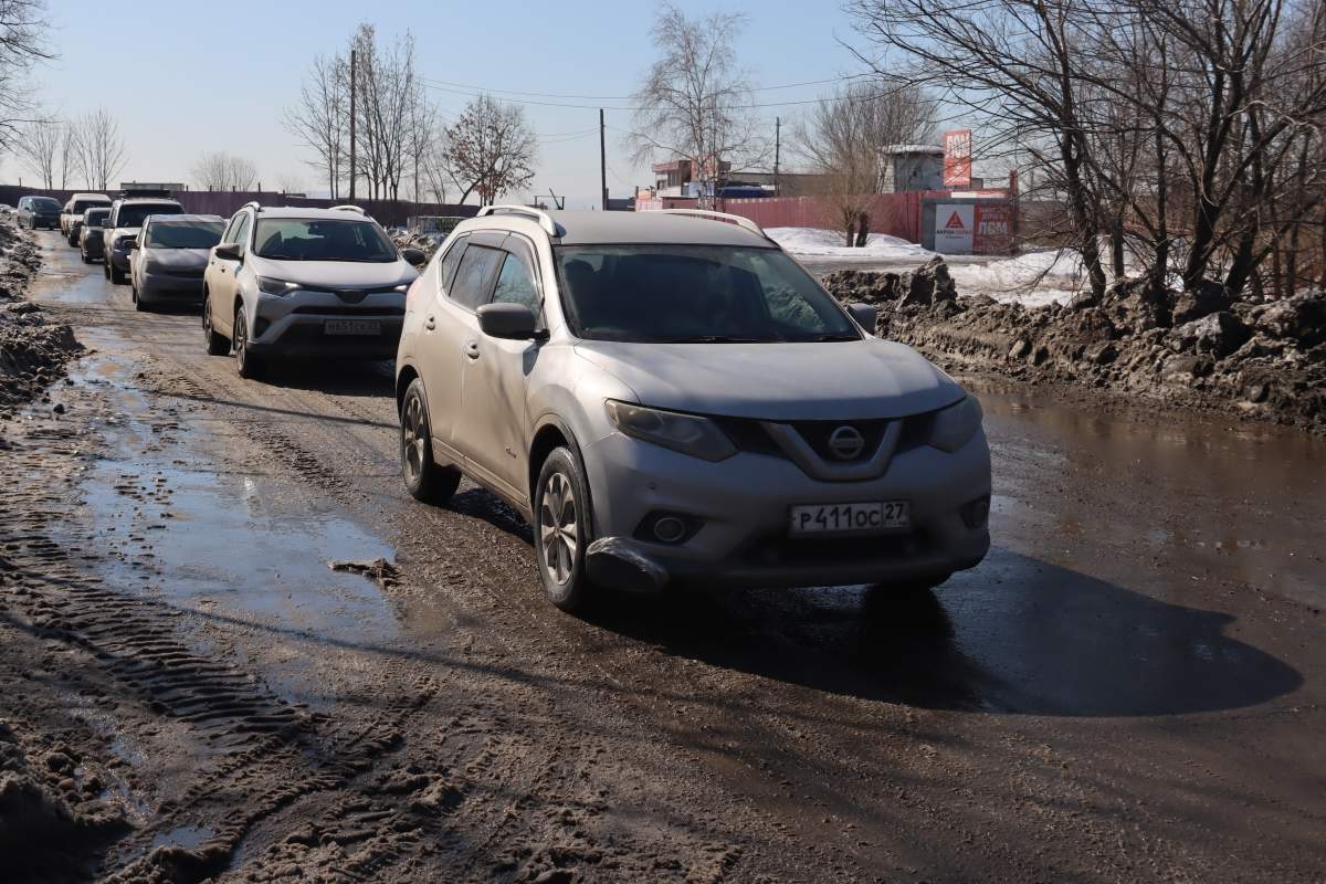 Сергей Кравчук потребовал ликвидировать подтопление проезжей части по ул.Прогрессивной Пресс-служба администрации Хабаровска