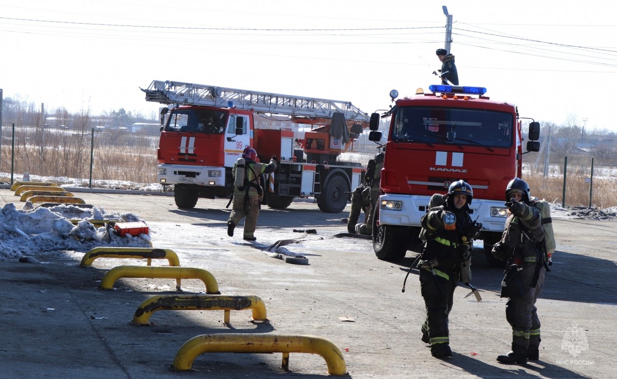 Пожарные Хабаровского края успешно справились с условным возгоранием складе маркетплейса Предоставлено пресс-службой ГУ МЧС России по Хабаровскому краю