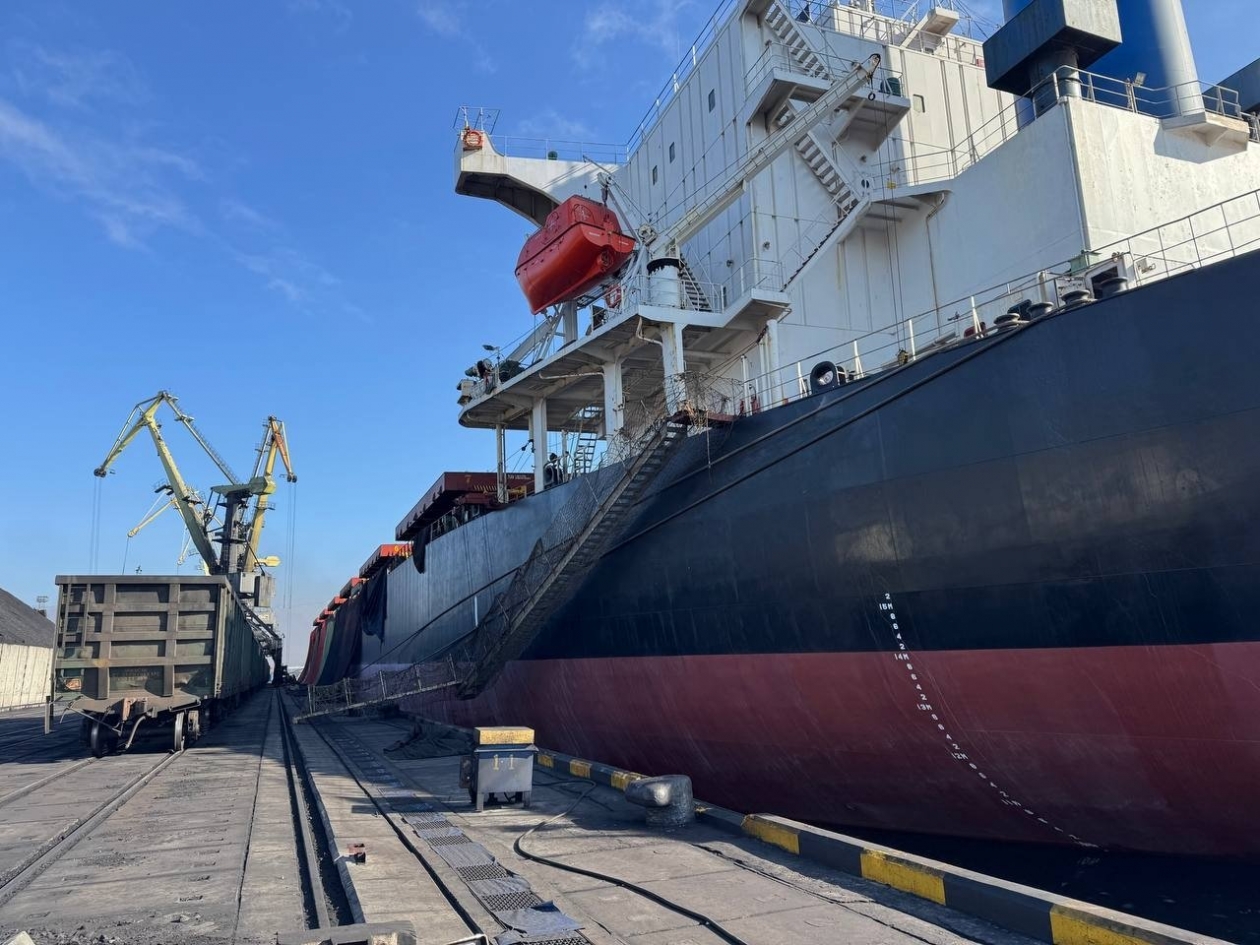 Малый порт за два месяца вышел на уровень 90% от договорной перерабатывающей способности пресс-служба Малого порта