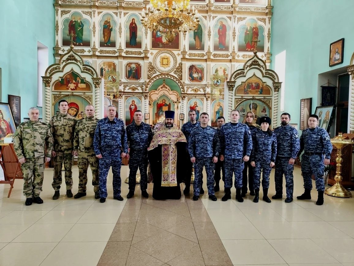 В Приморье состоялся торжественный молебен в честь 10-летия Росгвардии предоставлено пресс-службой Росгвардии