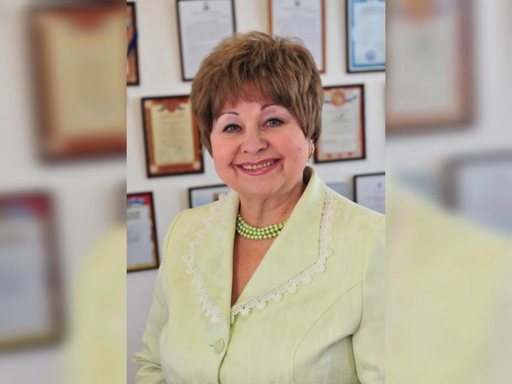 Социально‑педагогический центр Сокола получил имя заслуженного учителя Раисы Михайловны Вебер Источник