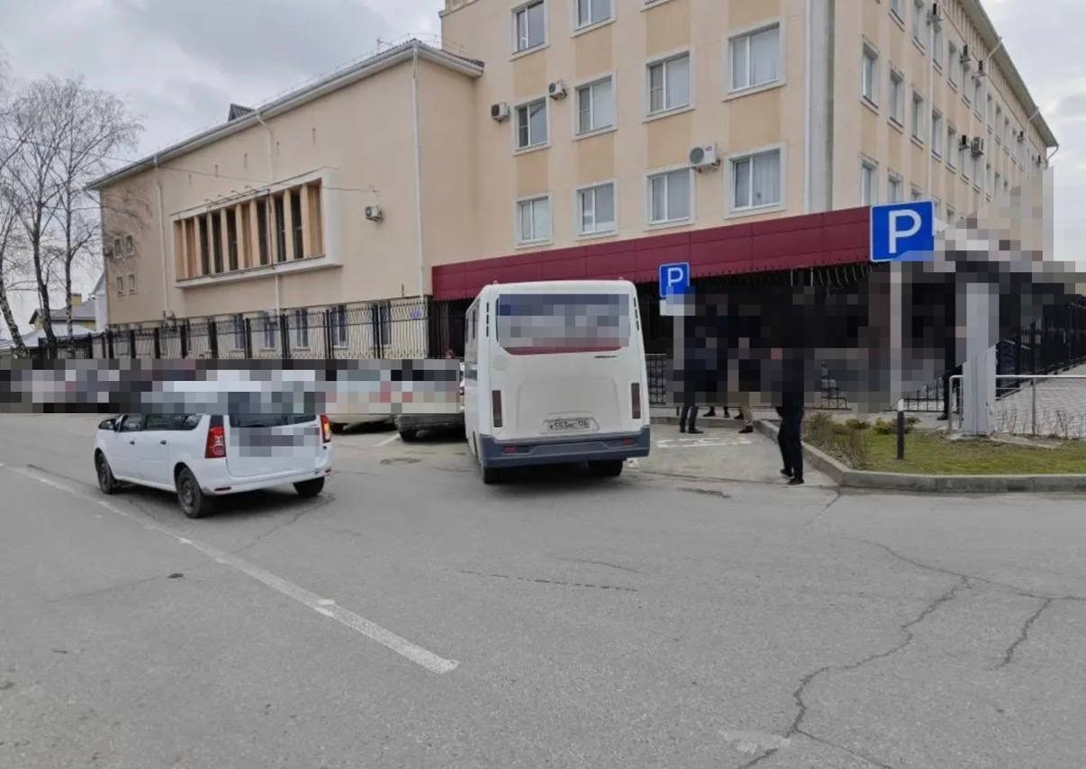 Маршрутка с пятью пассажирами попала в массовое ДТП в Ставрополе Госавтоинспекция Ставрополья