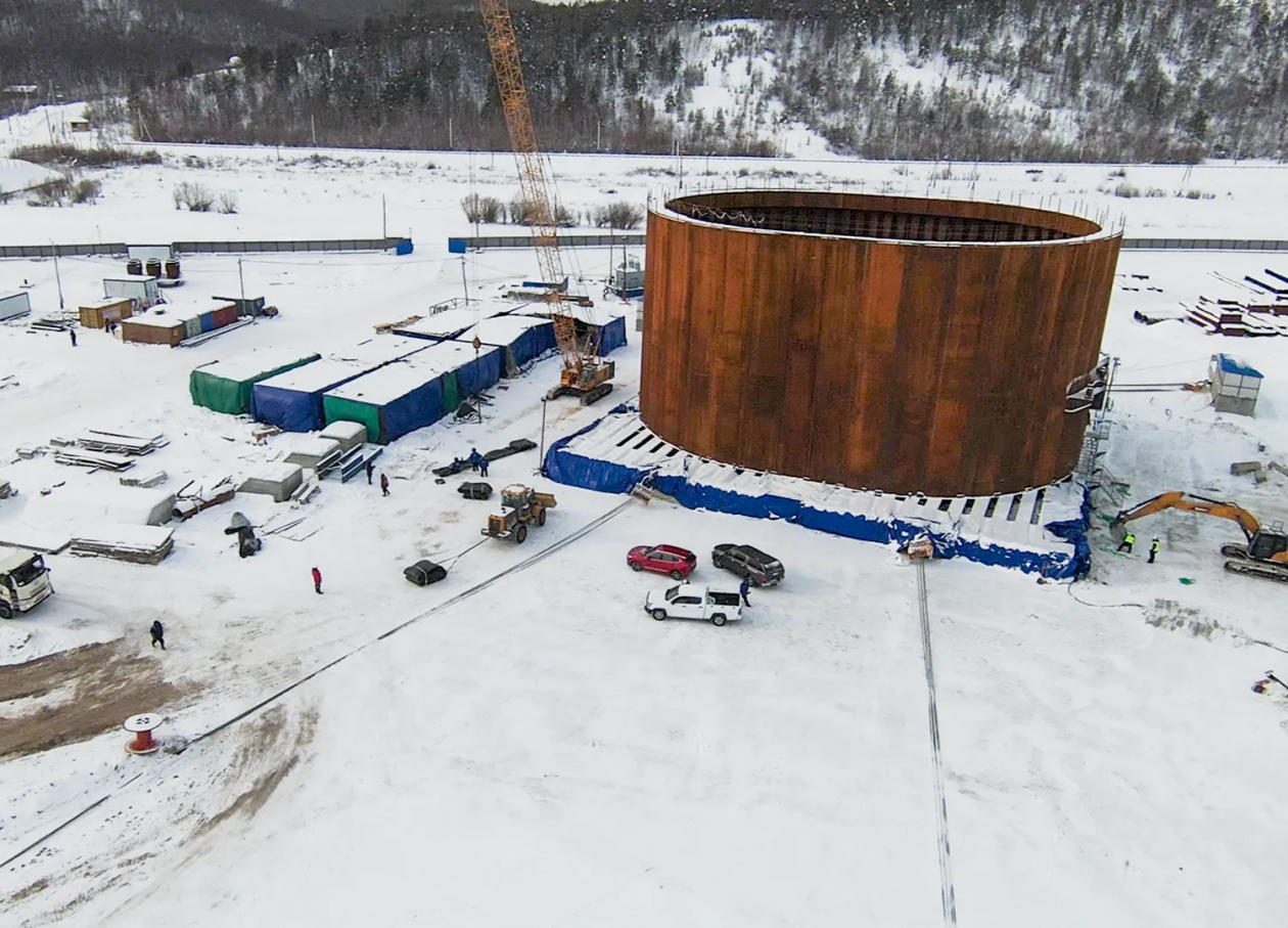 В Якутии начато перемещение первого коффердама для пилона Ленского моста пресс-служба главы и правительства РС (Я)