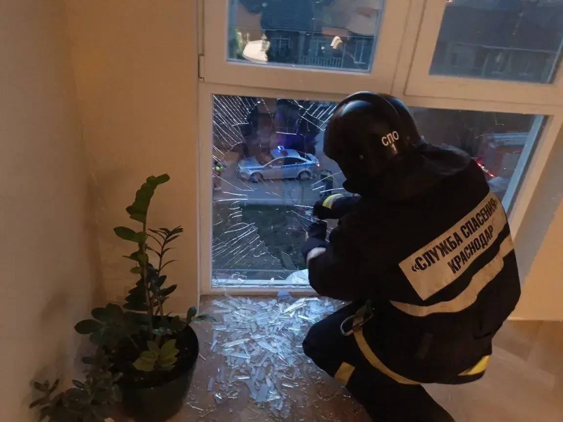 В Краснодаре 11 квартир в руинах после ночного удара БПЛА t.me/emnaumov