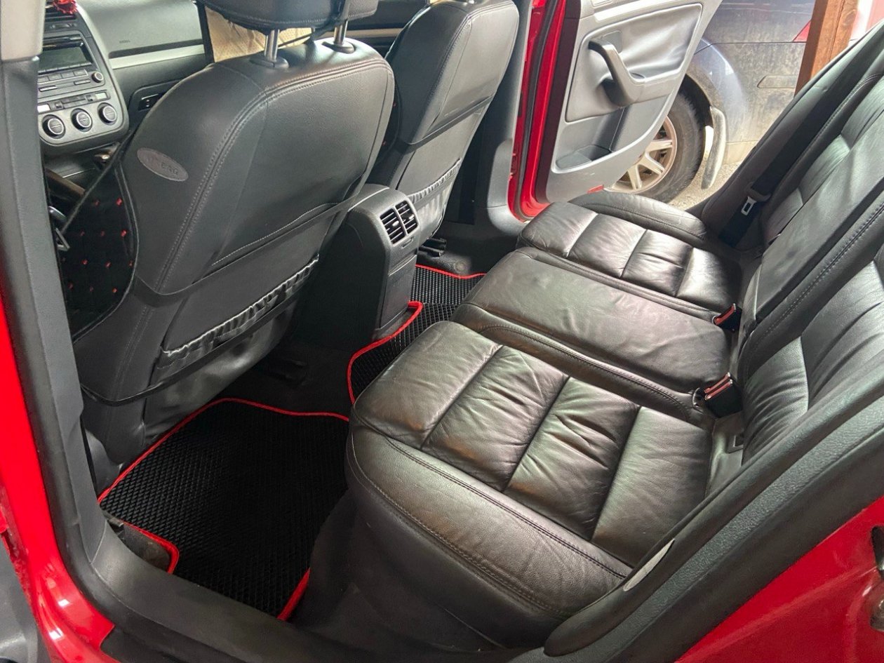 Забудьте про дорогую химчистку: как убрать соль и белые разводы с ковролина за 15 минут ИА SevastopolMedia