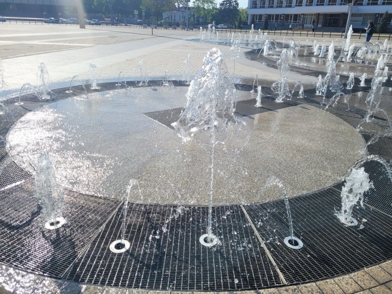 Власти Краснодара назвали дату запуска фонтанов ИА KrasnodarMedia