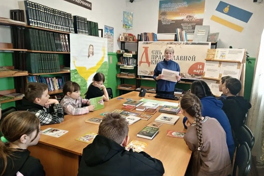 Дети узнали о символике икон и познакомились с историей первой печатной книги Бурятская епархия