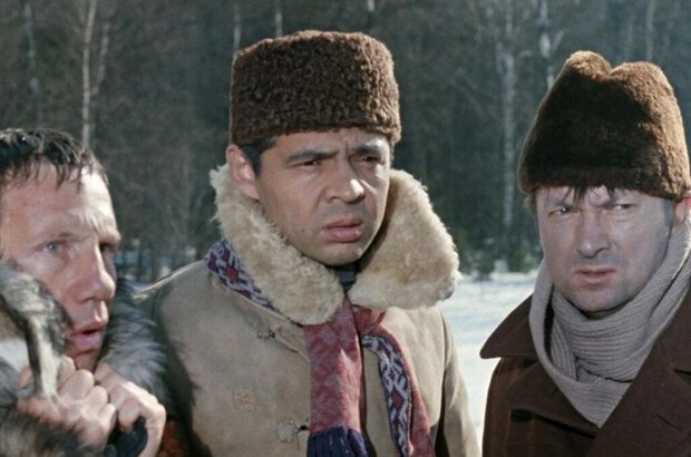 &quotПасть порву, моргалы выколю!&quot Слабо ответить на 10 хитрых вопросов по легендарному кино? Кадр из фильма (12+)