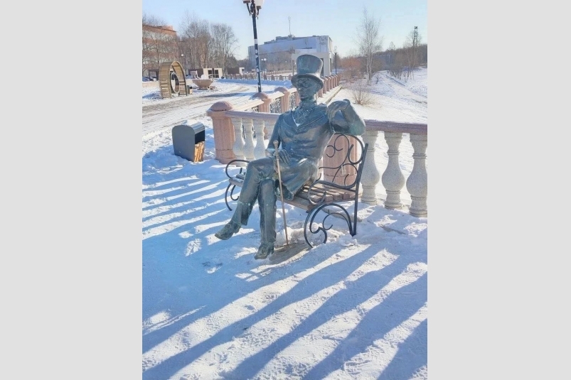 Тематическое фото тг-канал мэра Биробиджан Алексея Кузьмина (18+)