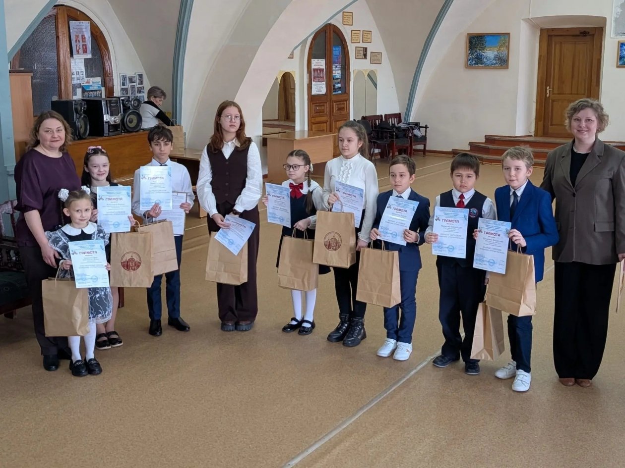 Юных авторов &quotПтичьих рассказов&quot наградили в Иркутске Пресс-служба городской мэрии