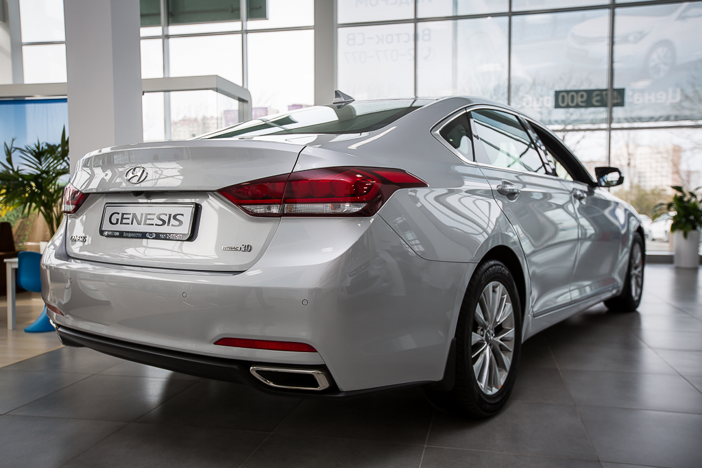 Генезис ялта. Генезис 4528047400. Реклама новый Hyundai Genesis интеллектуальный полный привод.