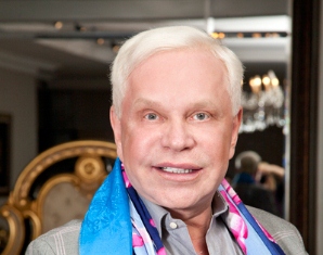 Борис Моисеев сменил имидж во Владивостоке Фотография с сайта: www.bmoiseev.com