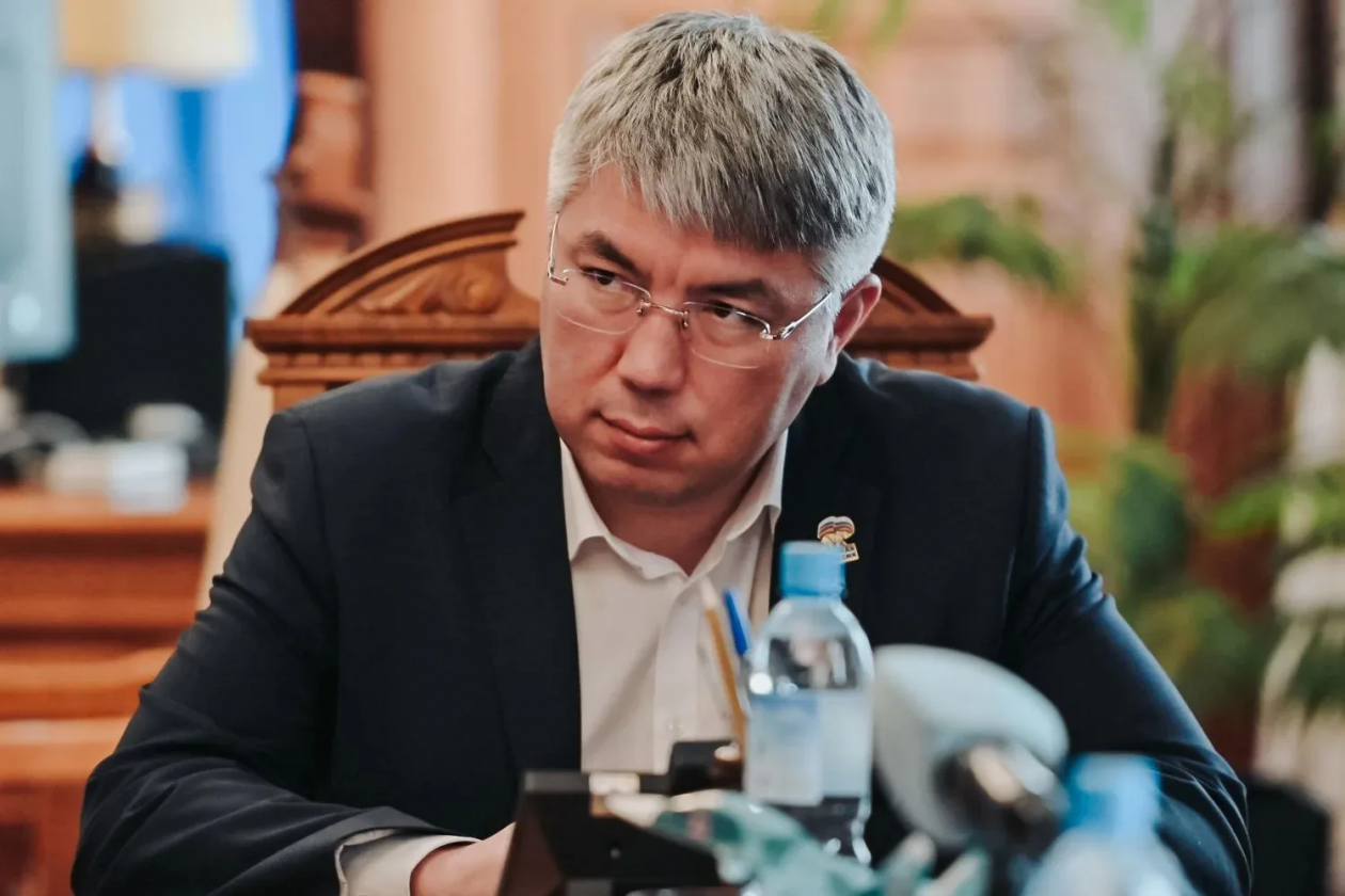 Алексей Цыденов вместе с прокурором обратился к жителям Бурятии правительство Бурятии