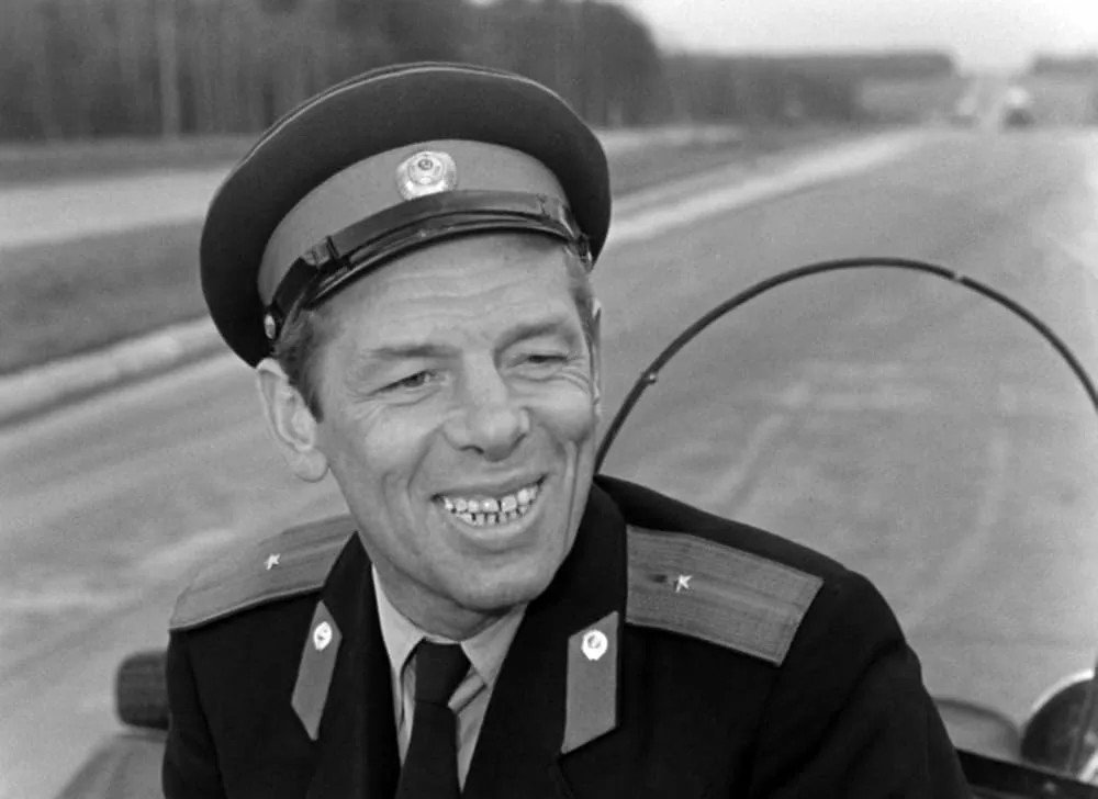 Георгий Жжёнов в фильме &quotБерегись автомобиля&quot (1966) из открытых источников