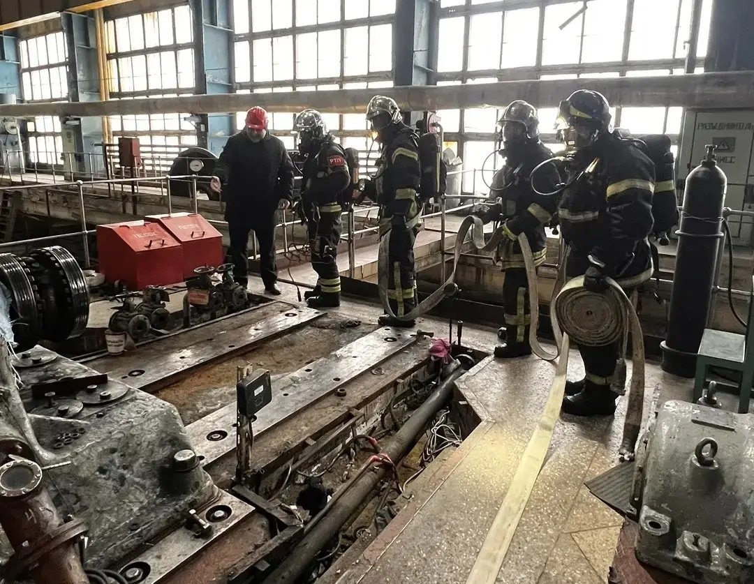 На Магаданской ТЭЦ прошли пожарно-тактичeские учeния ГУ МЧС России по Магаданской области