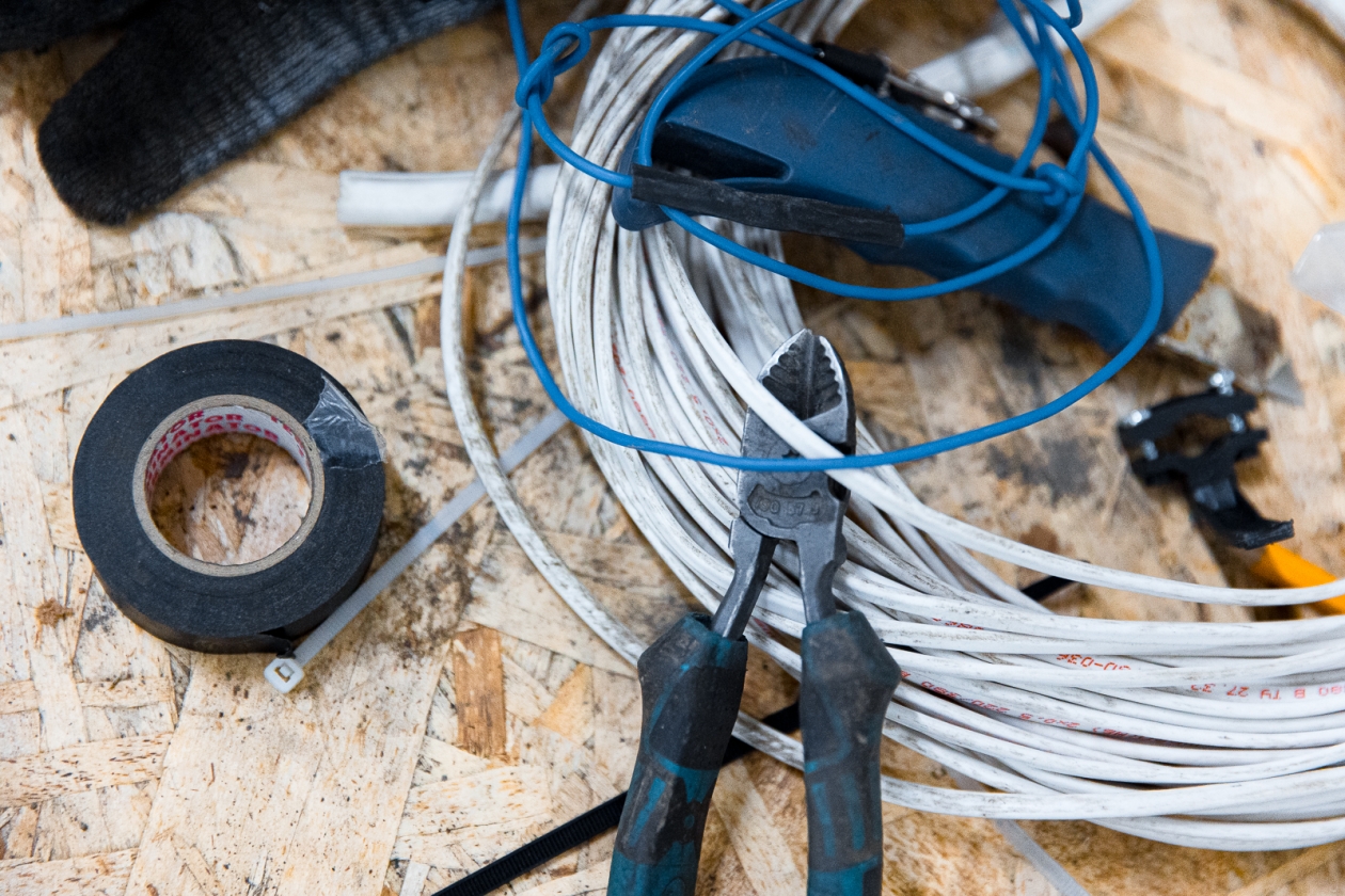 Электричество, провода Илья Аверьянов, ИА PrimaMedia