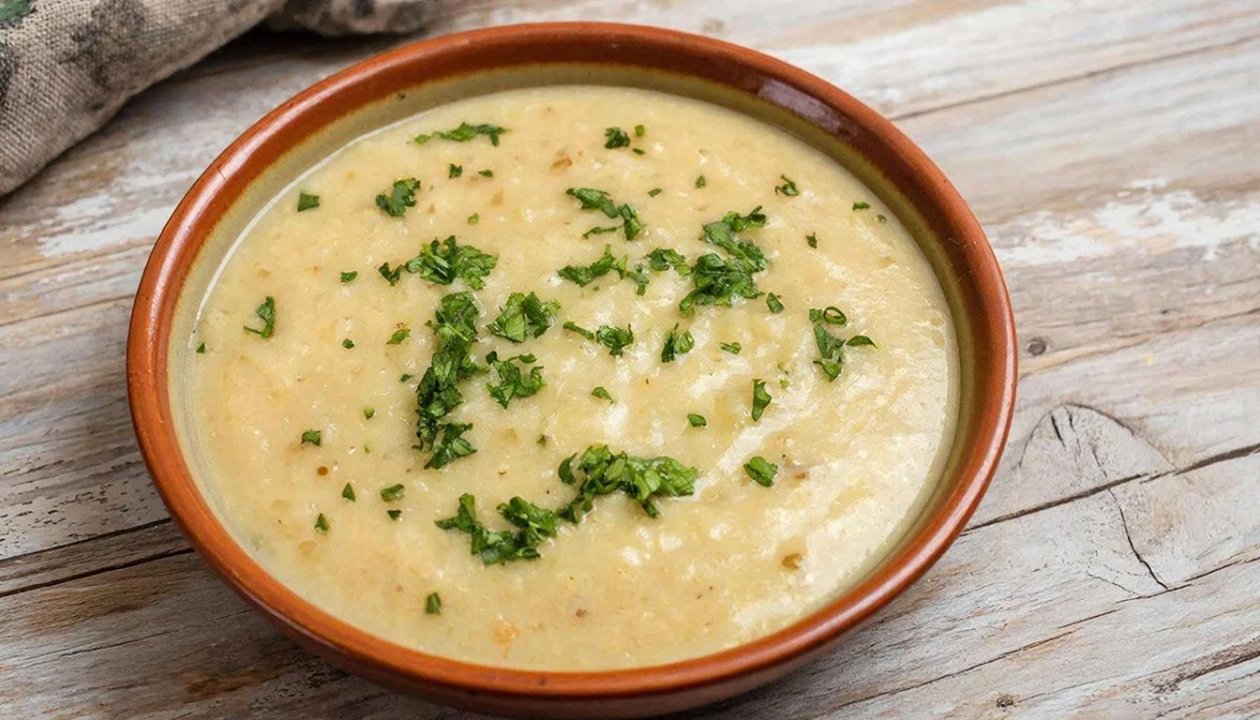 Тематическое фото GigaChat (18+)