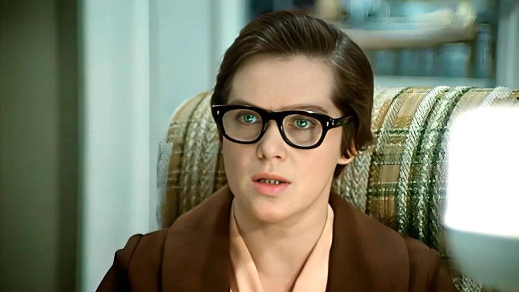 На стиле: как бы выглядели герои "Служебного романа" в 2026 году