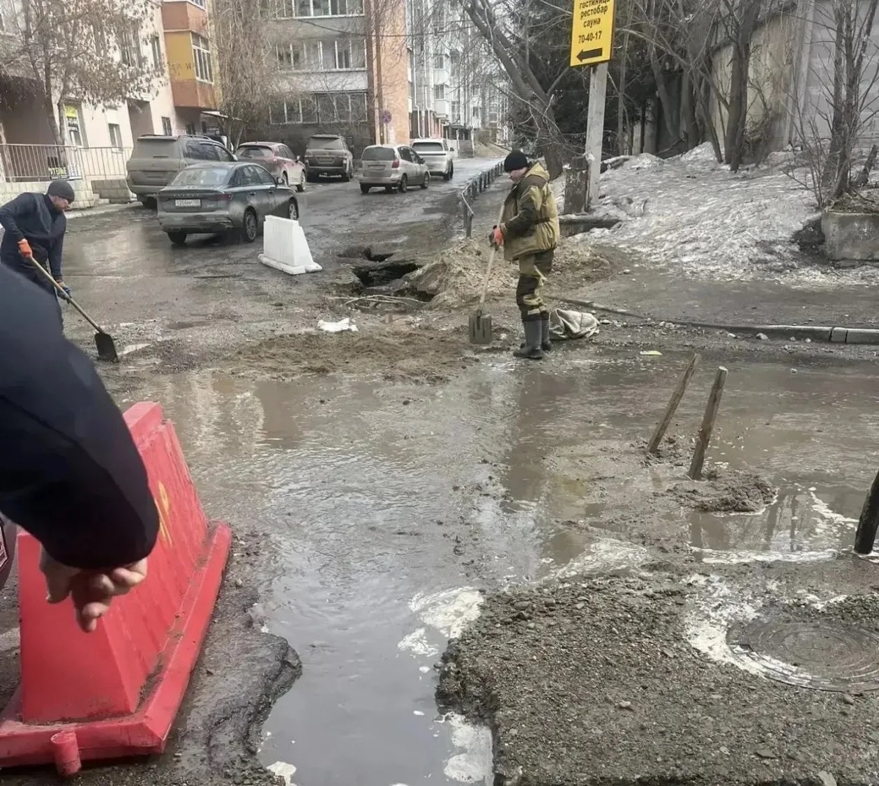 МУП &quotВодоканал&quot устраняет провал на Нижней Лисихе в Иркутске Пресс-служба мэрии города