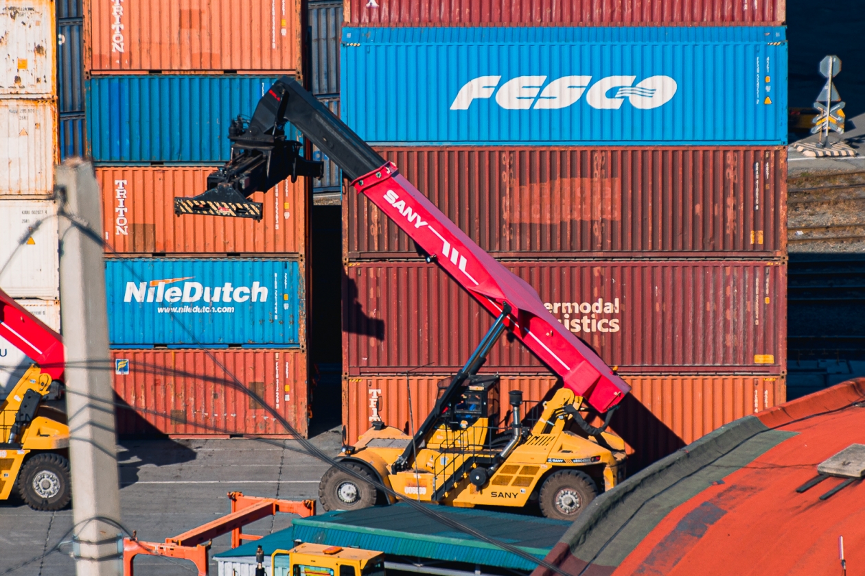 Порт, порт морской, кран, контейнер, погрузка, разгрузка Илья Аверьянов, ИА PrimaMedia