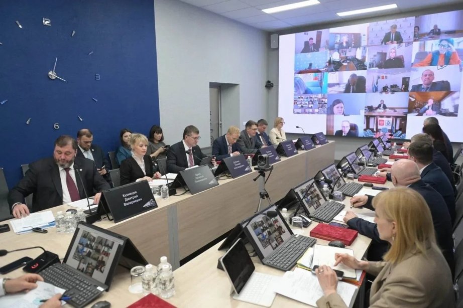 В краевой столице провели стратегическую сессию, посвященную развитию отрасли культуры региона Вячеслав Реутов