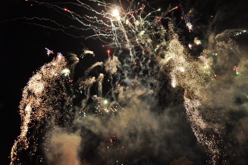 Жители Анапы массово испугались громких взрывов посреди ночи Анастасия Голованушкина,