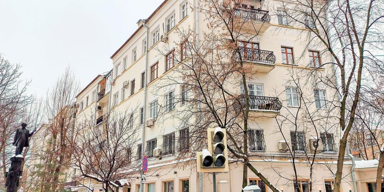 Предприниматели могут приобрести три нежилых помещения на Малой Бронной улице https://www.mos.ru