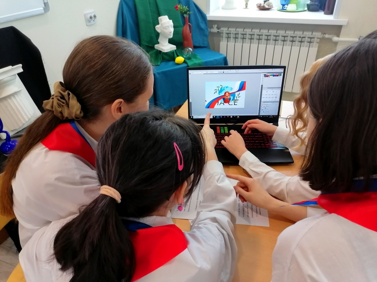 В Магадане подвели итоги конкурса компьютерной графики &quotКомпьюАрт&quot Источник