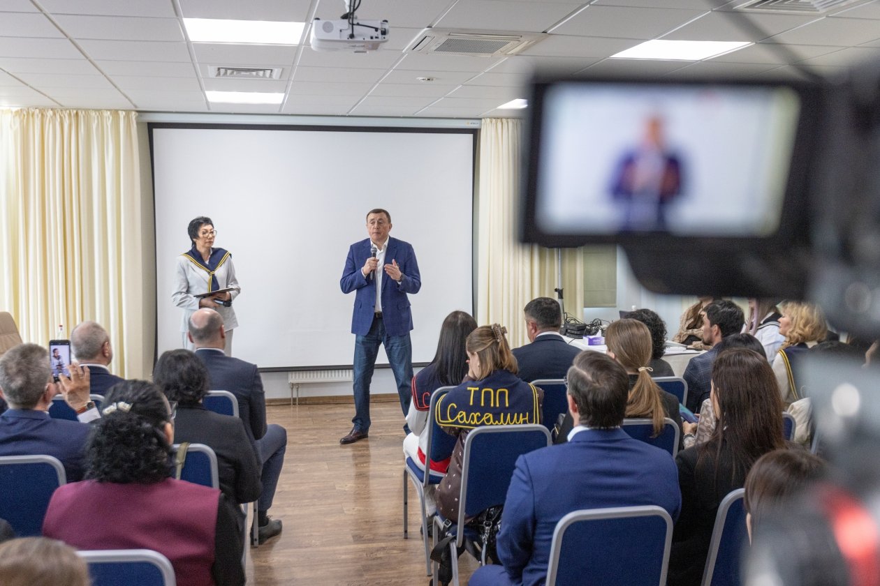 Встреча с ТПП пресс-служба правительства Сахалинской области