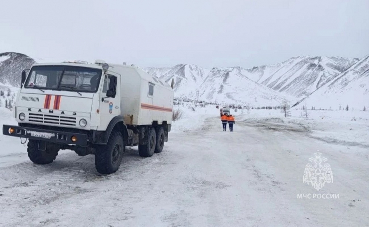 На Капрановском перевале дежурят спасатели ГУ МЧС России по Магаданской области