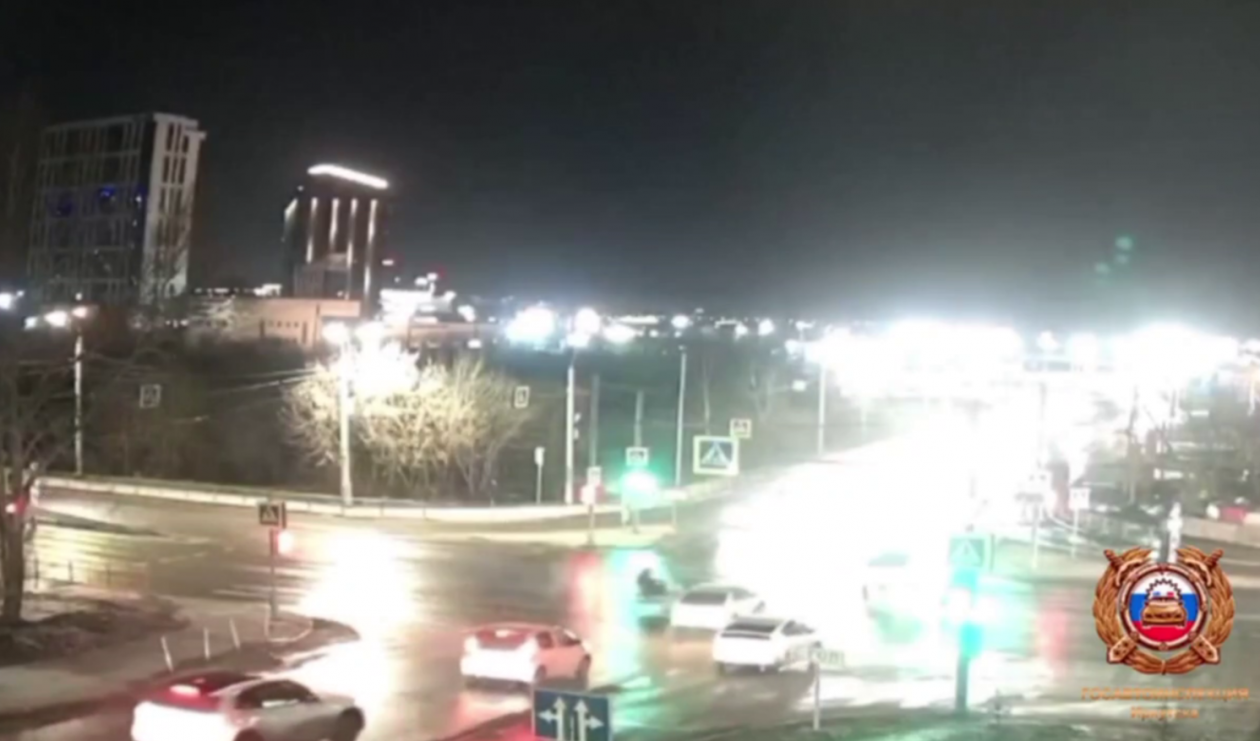 Несовершеннолетний байкер попал в больницу после катания с братом в Иркутске Госавтоинспекция по Иркутской области